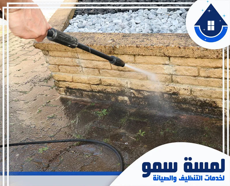 شركة تنظيف واجهات حجر بالرياض 0554516792 لمسة سمو إزالة الملصقات والآثار من واجهات حجر بالرياض للحفاظ على مظهر نظيف ومنعش.